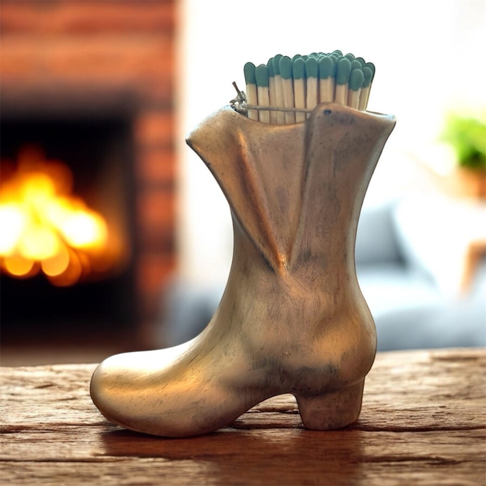 Gold Ceramic Boot Match Holder
